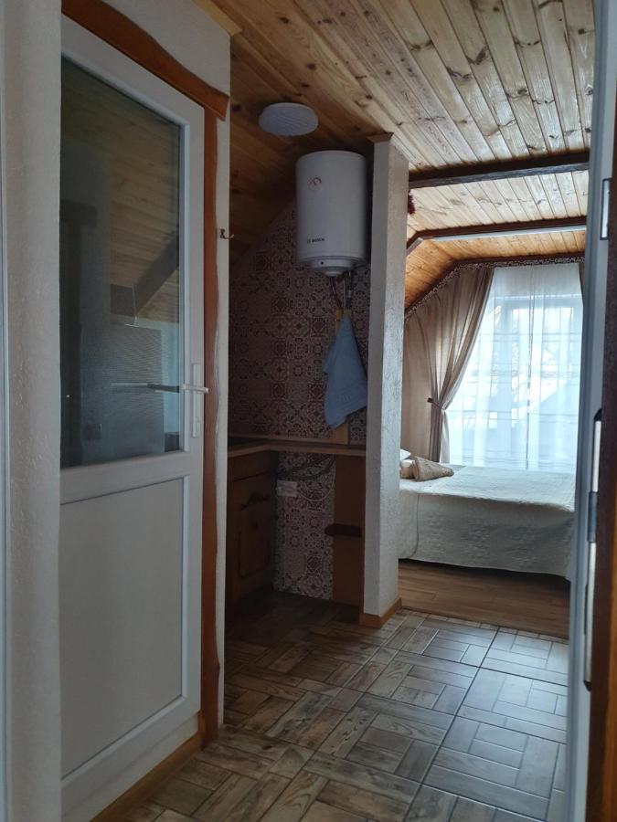 Appartamento Затишок В Карпатах 1 Slavske Esterno foto